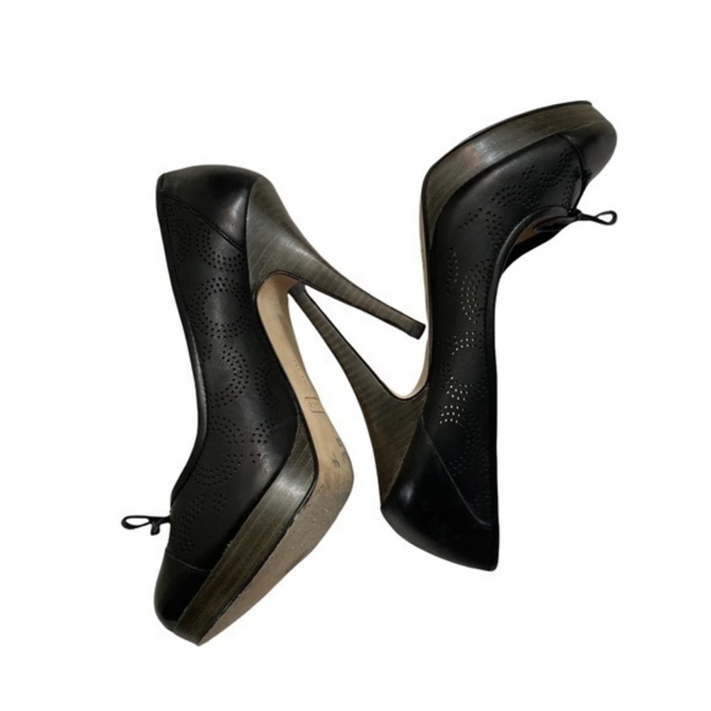 Coach RARE op c signature black leather perforated heels pumps 6 - Picture 3 of 13